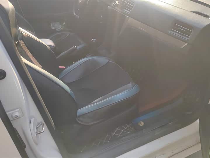 Фото 8 - Volkswagen Lavida