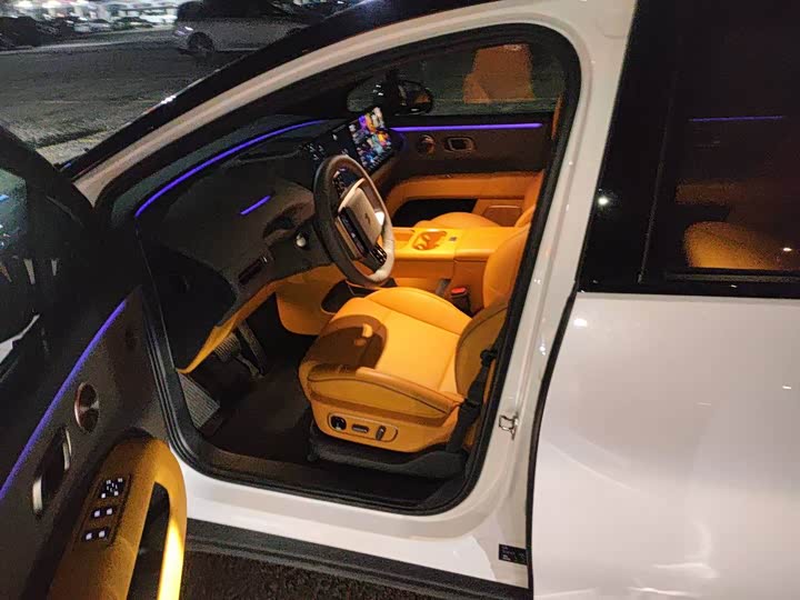 Фото 4 - LiXiang i6