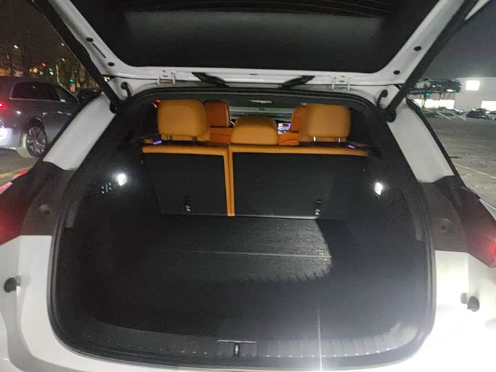 Фото 8 - LiXiang i6