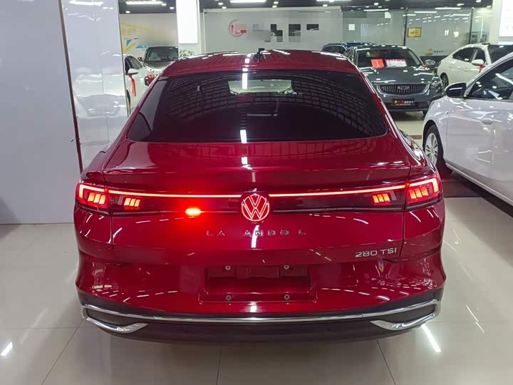 Фото 6 - Volkswagen Lamando L