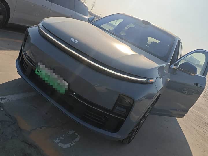 Фото 1 - LiXiang L7