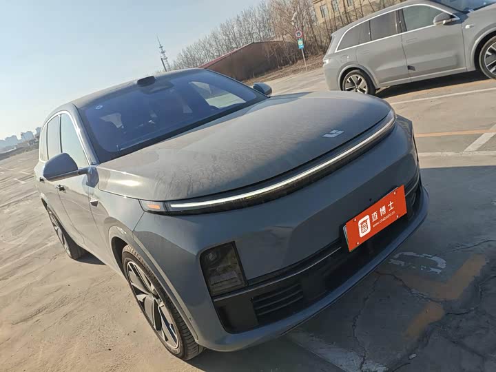 Фото 2 - LiXiang L7