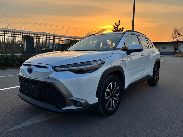 Фото 1 - Toyota Frontlander