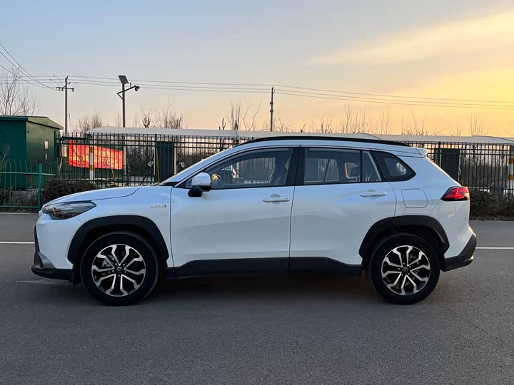 Фото 4 - Toyota Frontlander