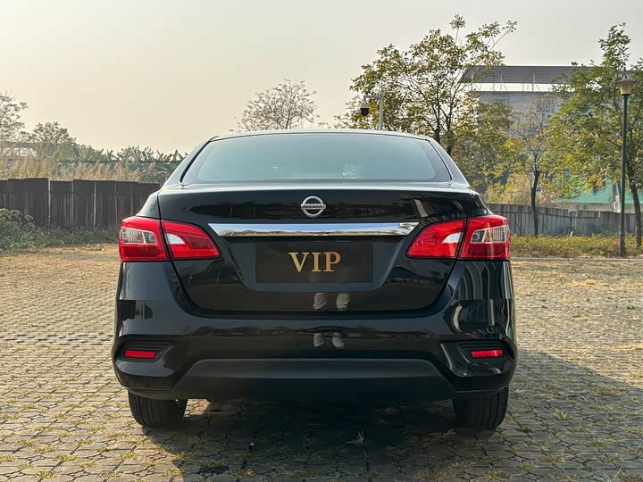 Фото 5 - Nissan Sylphy