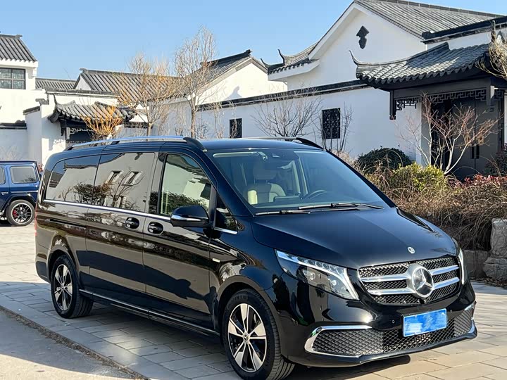 Фото 3 - Mercedes-Benz V-Class