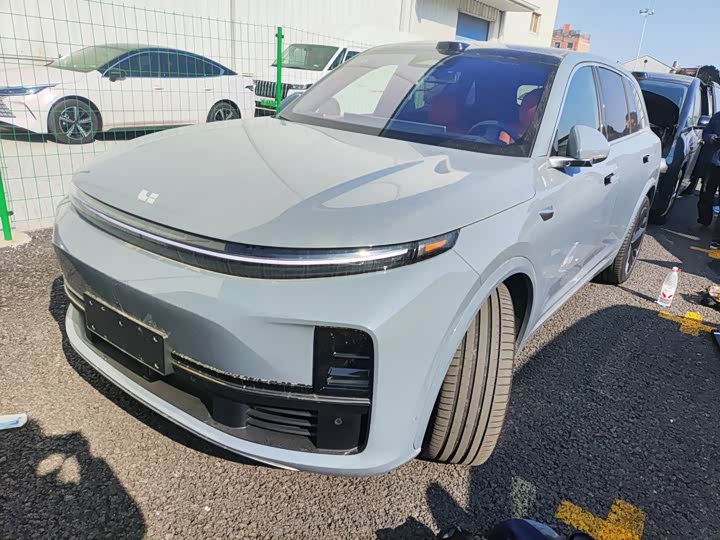 Фото 1 - LiXiang L7