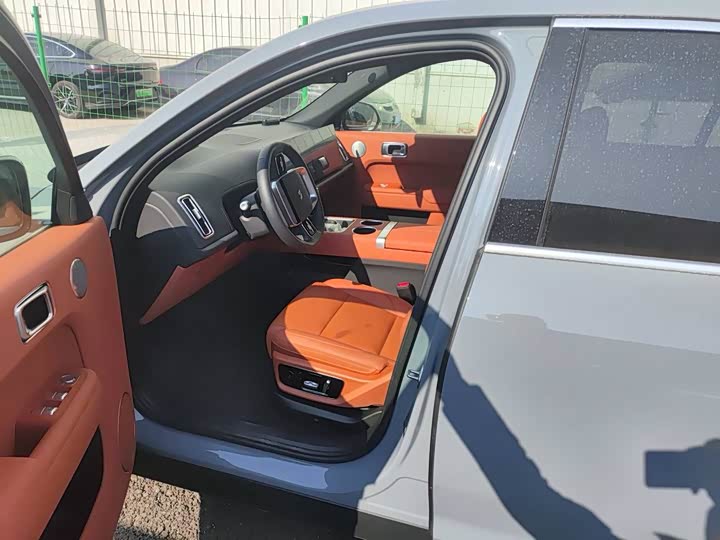 Фото 4 - LiXiang L7