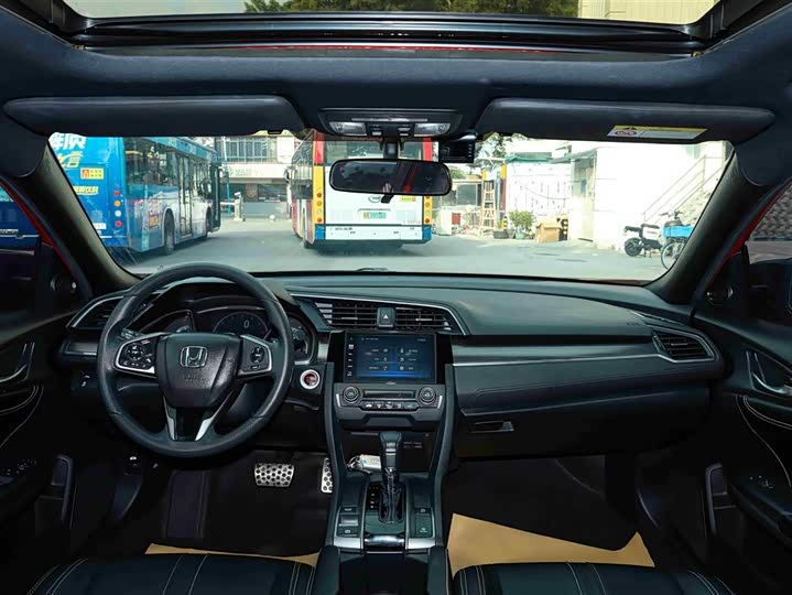 Фото 5 - Honda Civic