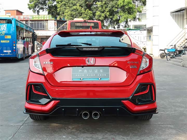 Фото 8 - Honda Civic