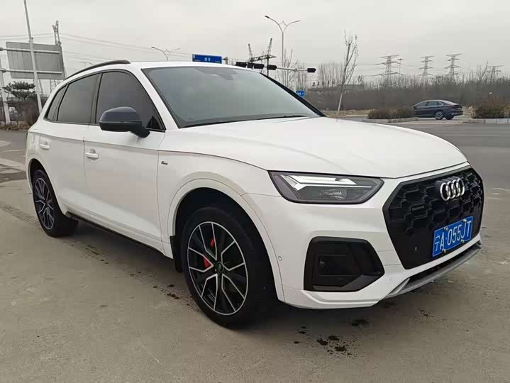 Фото 3 - Audi Q5L