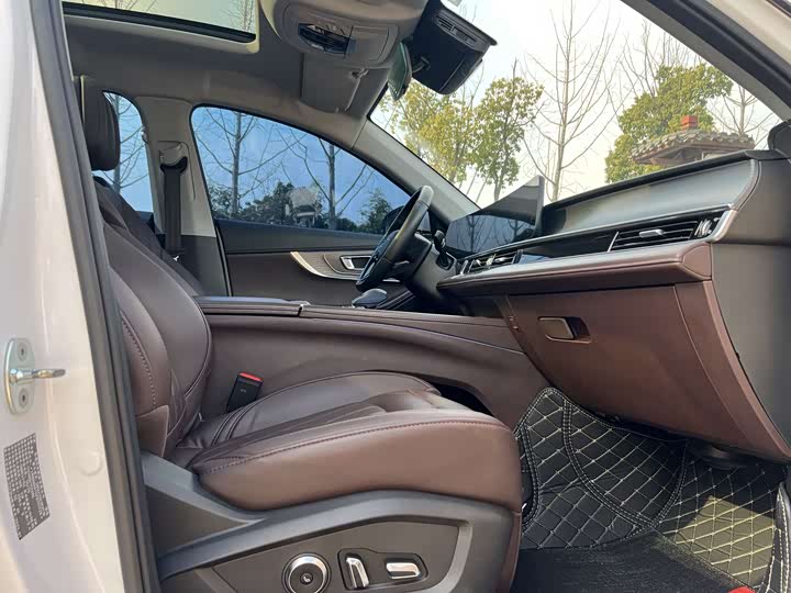 Фото 8 - Chery Tiggo 8 Pro Hybrid