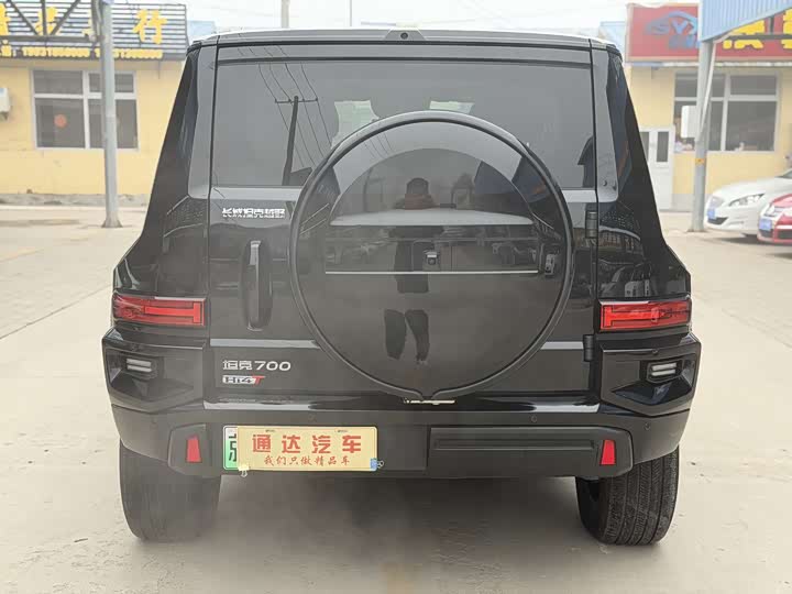 Фото 4 - Tank 700 Hybrid