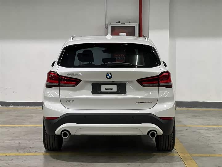 Фото 6 - BMW X1