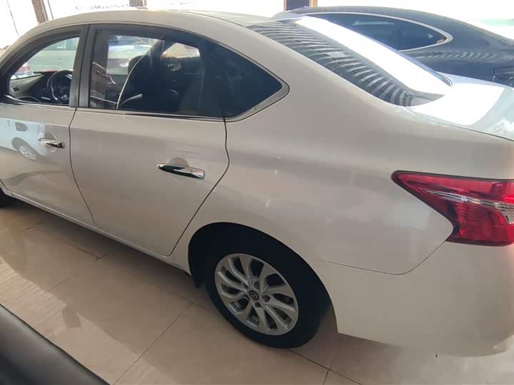 Фото 5 - Nissan Sylphy