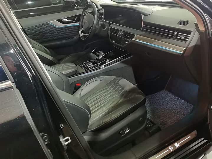 Фото 8 - Hongqi HS5