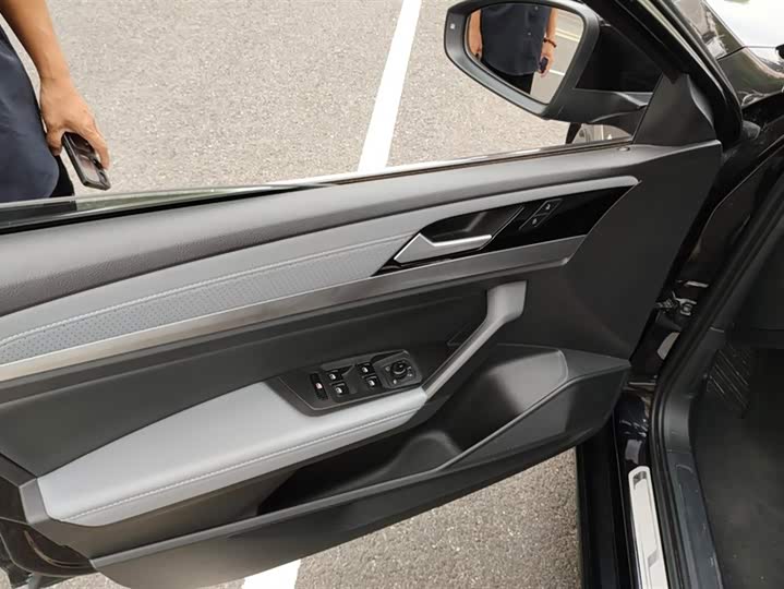 Фото 7 - Volkswagen Lavida