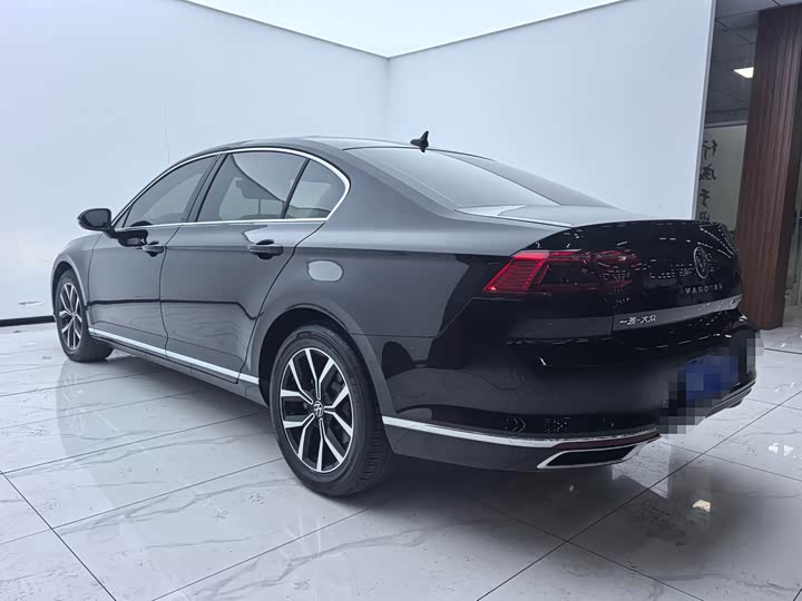 Фото 6 - Volkswagen Magotan