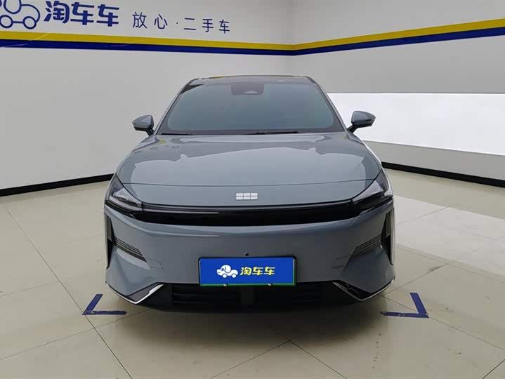 Фото 2 - Geely Galaxy L6