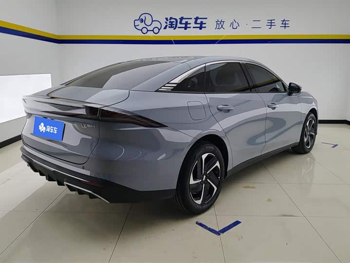 Фото 3 - Geely Galaxy L6