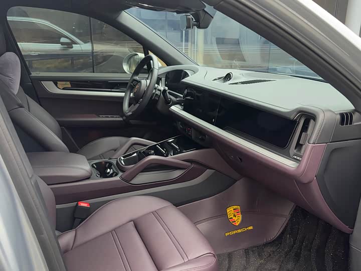 Фото 8 - Porsche Cayenne