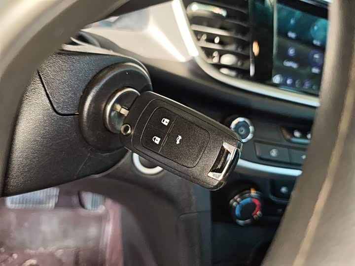 Фото 9 - Buick Excelle GT