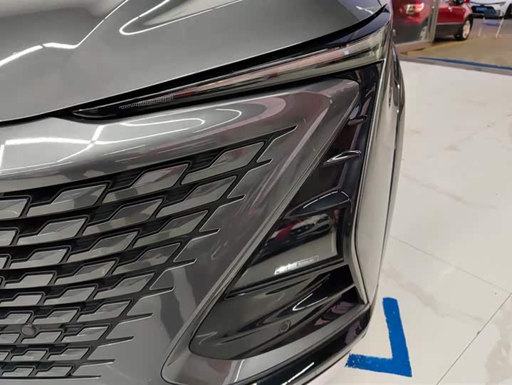 Фото 5 - Changan UNI-T