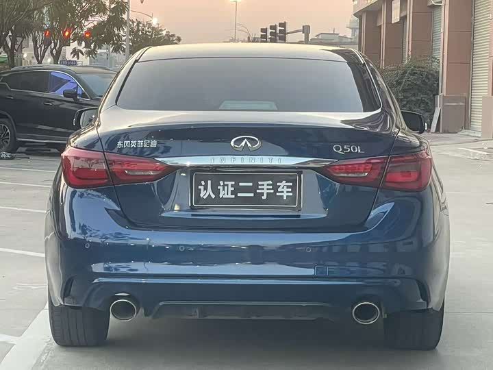 Фото 4 - Infiniti Q50L