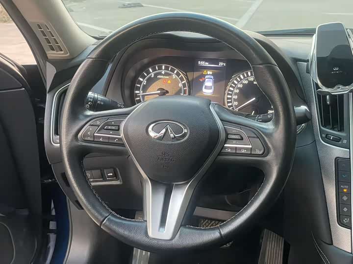 Фото 8 - Infiniti Q50L