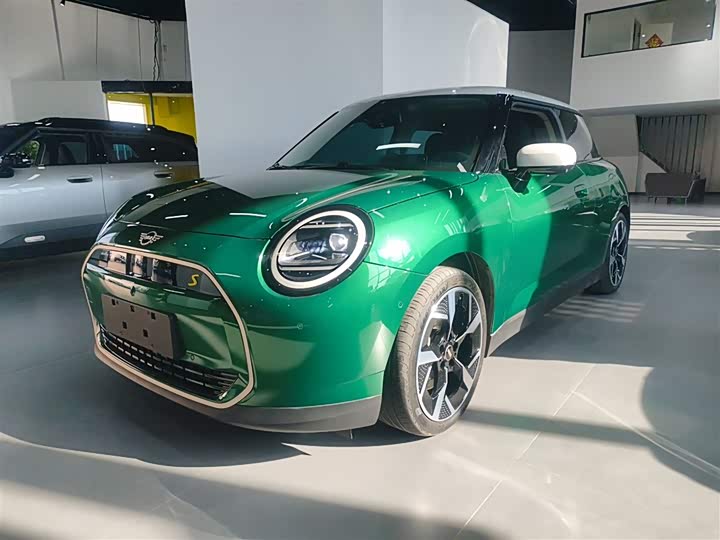 Фото 2 - Mini Cooper