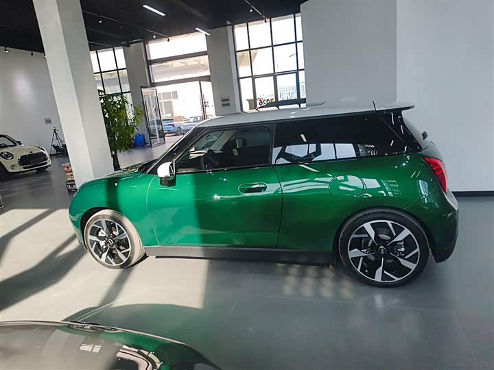 Фото 5 - Mini Cooper