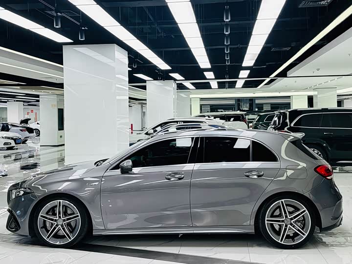 Фото 3 - Mercedes-Benz A-Class AMG