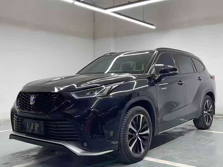 Фото 1 - Toyota Crown Kluger