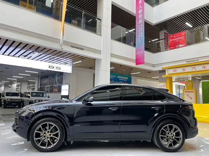 Фото 5 - Porsche Cayenne