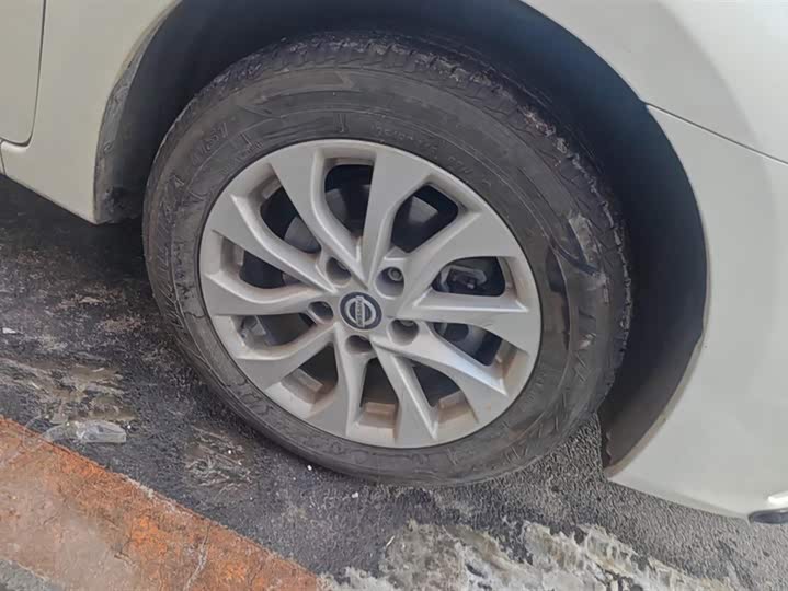 Фото 6 - Nissan Sylphy