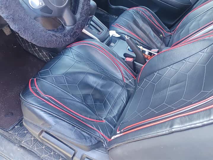 Фото 9 - Nissan Sylphy