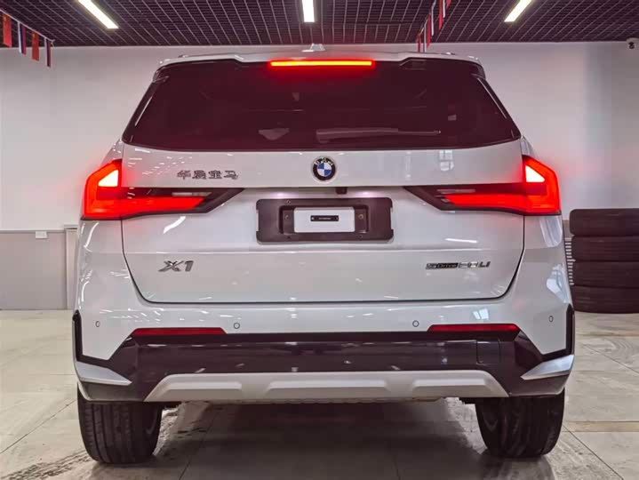 Фото 4 - BMW X1