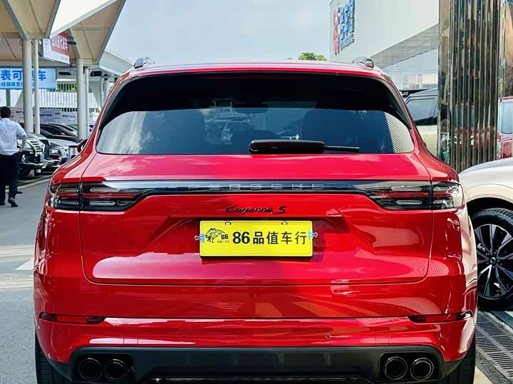 Фото 4 - Porsche Cayenne