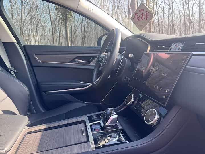 Фото 7 - Jaguar XF L