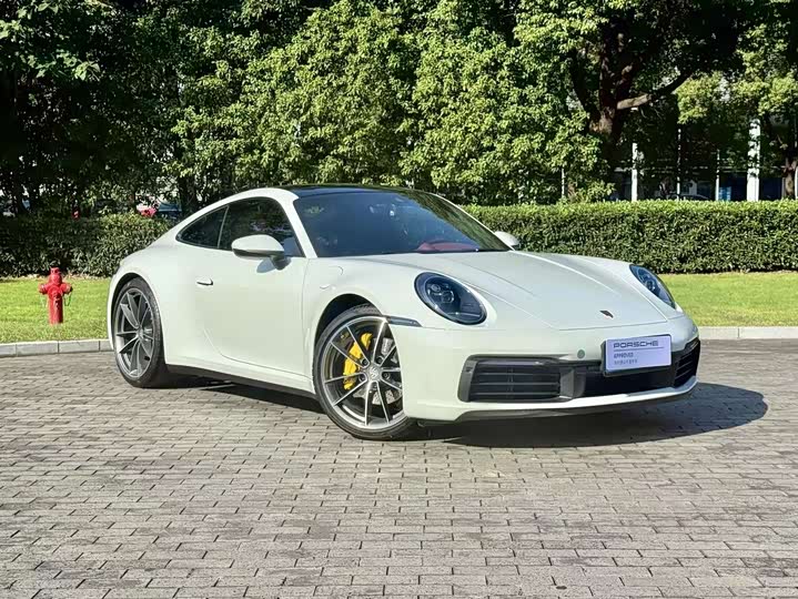 Фото 1 - Porsche 911