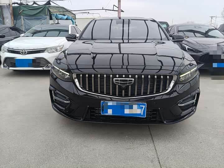 Фото 2 - Geely Preface