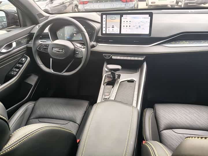 Фото 6 - Geely Preface