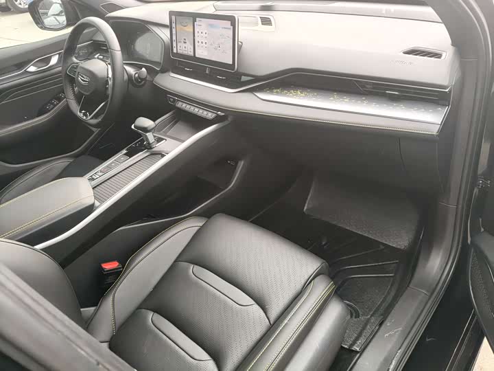 Фото 7 - Geely Preface