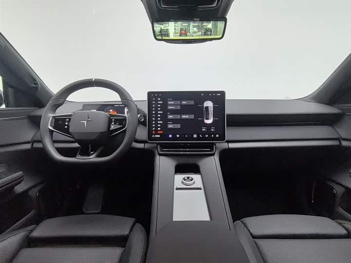 Фото 5 - Polestar 4