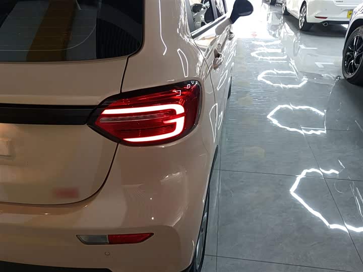 Фото 8 - Leapmotor T03