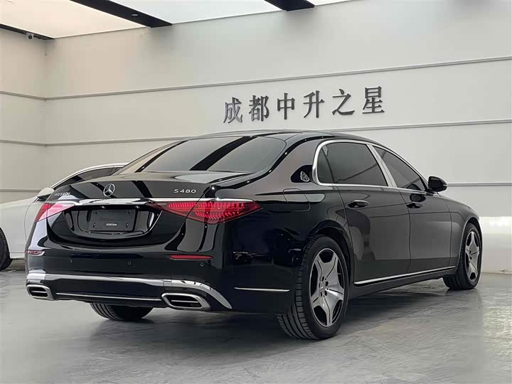 Фото 4 - Mercedes-Benz Maybach S-Class