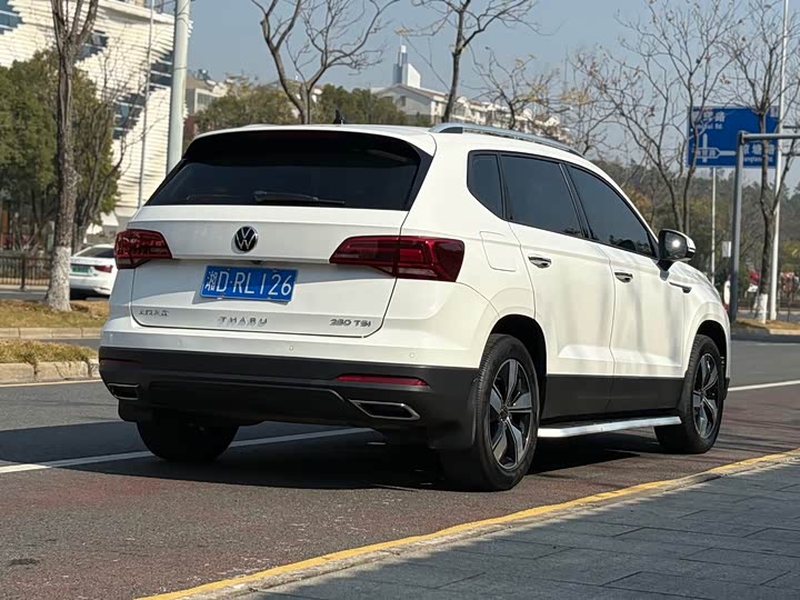 Фото 4 - Volkswagen Tharu