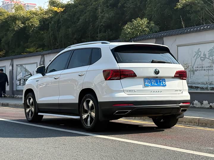 Фото 6 - Volkswagen Tharu