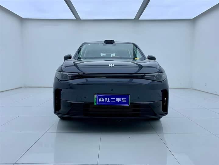 Фото 2 - Leapmotor C10