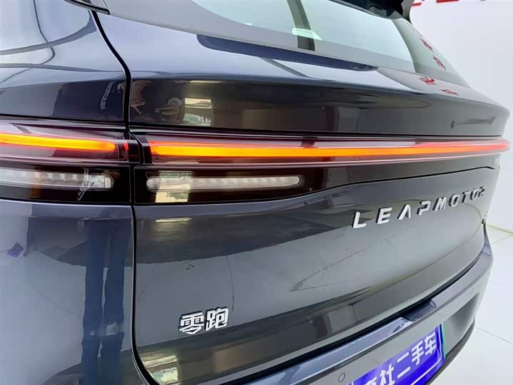 Фото 9 - Leapmotor C10